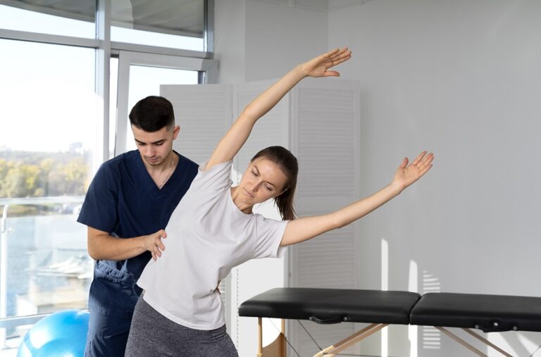 Best Physiotherapy Treatment in Delhi